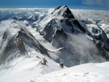 Gasherbrum l (8067m) & Gasherbrum ll (8035m)
